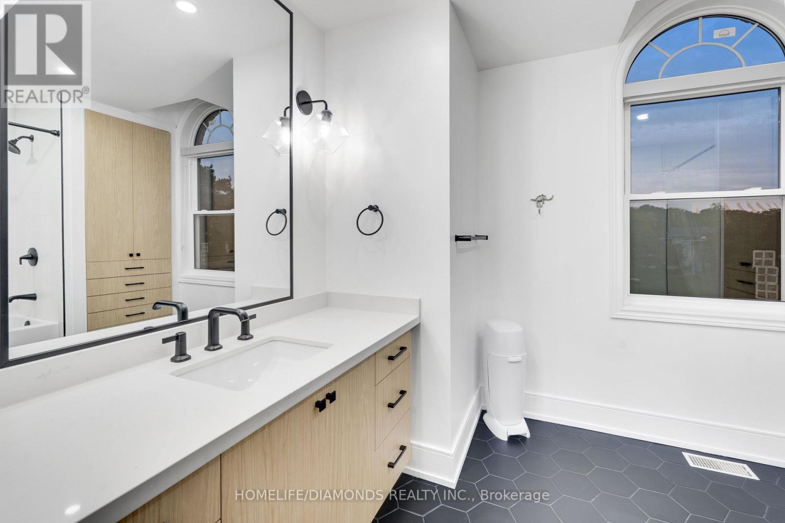 47 Ridge Point Drive, St. Catharines, Ontario  L2T 2S8 - Photo 39 - X12480683