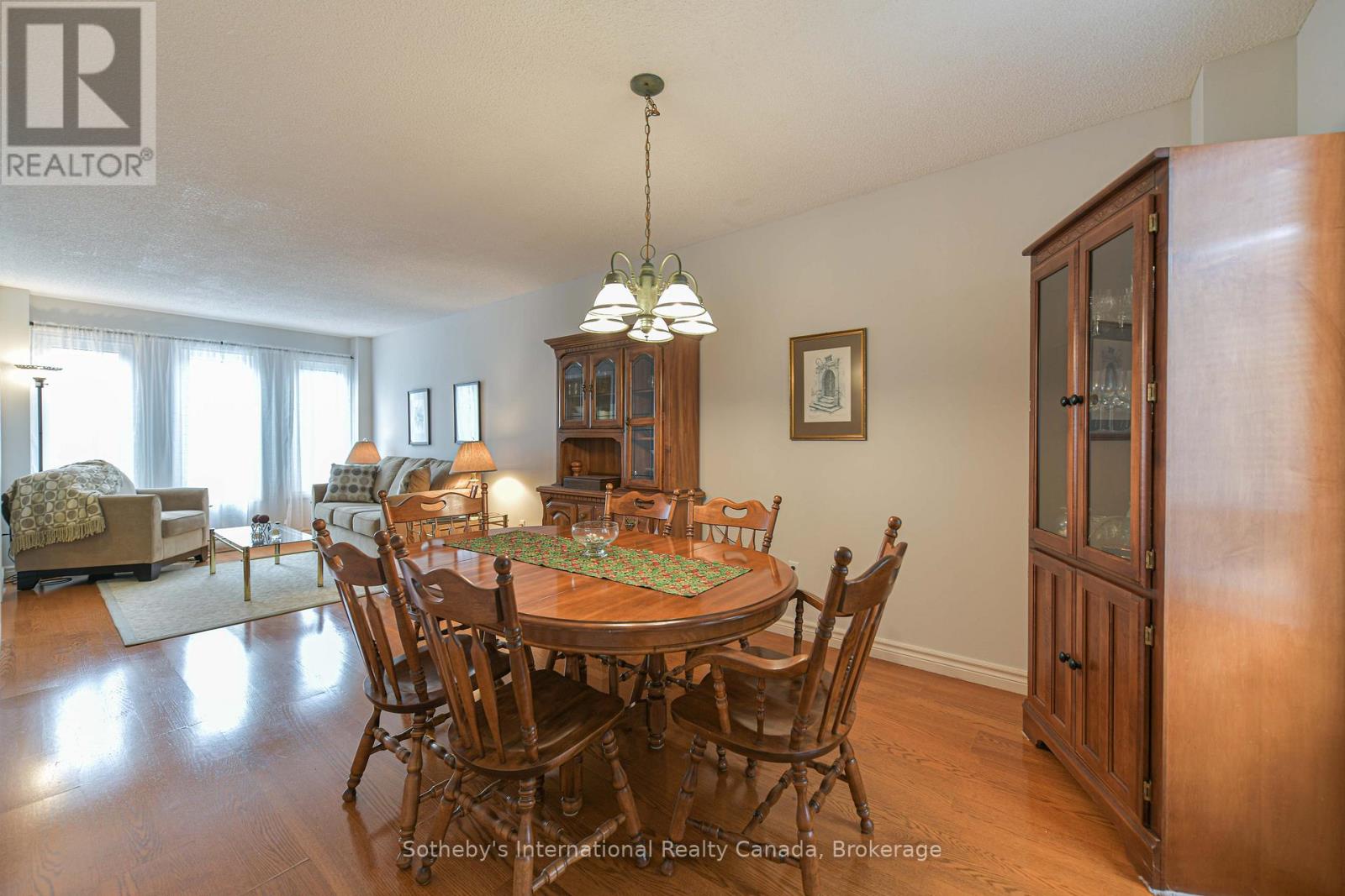 13 Burke Drive, Barrie, Ontario  L4N 7J3 - Photo 9 - S12362131