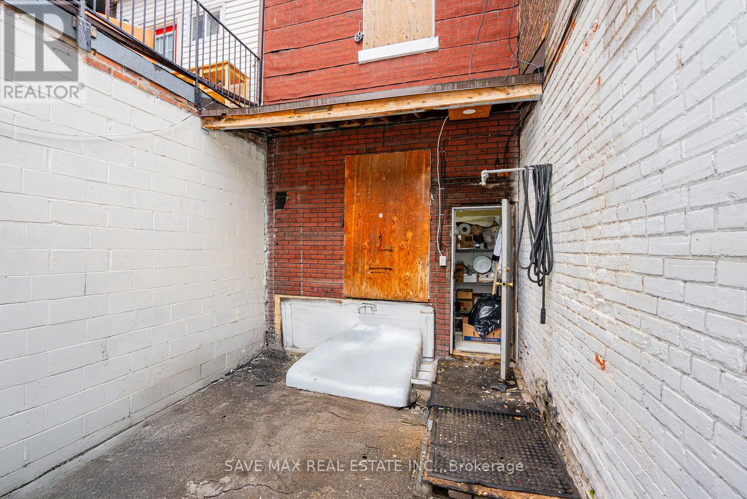 656 Spadina Avenue, Toronto, Ontario  M5S 2H7 - Photo 17 - C12480734