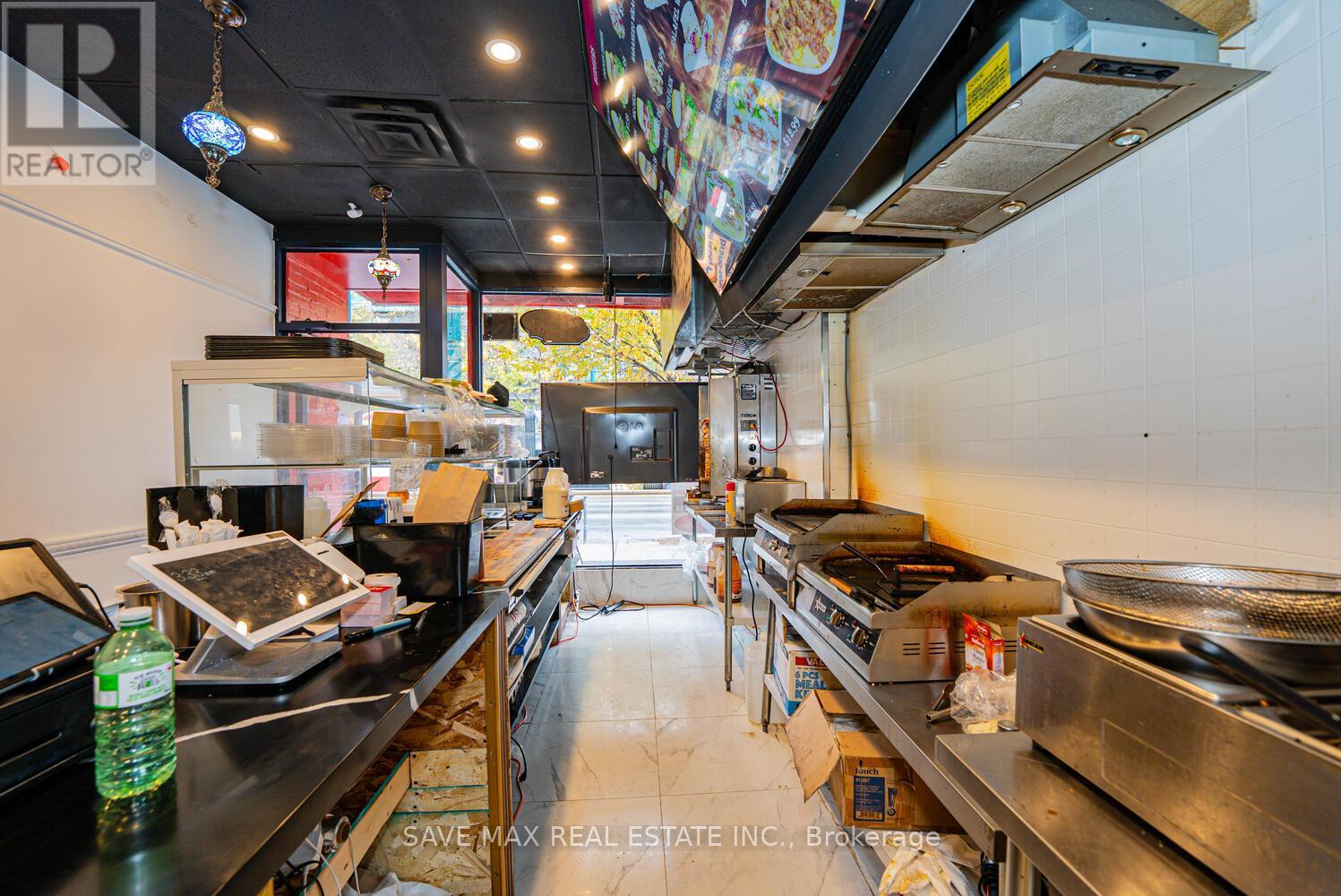 656 Spadina Avenue, Toronto, Ontario  M5S 2H7 - Photo 6 - C12480734