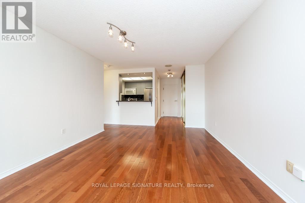 1506 - 7 Concorde Place, Toronto, Ontario  M3C 3N4 - Photo 18 - C12480505