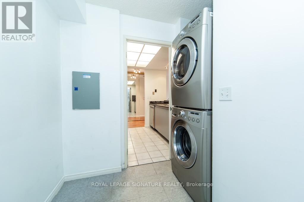 1506 - 7 Concorde Place, Toronto, Ontario  M3C 3N4 - Photo 24 - C12480505