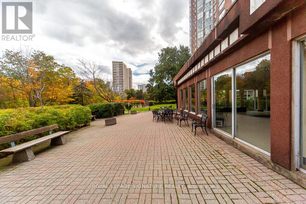1506 - 7 Concorde Place, Toronto, Ontario  M3C 3N4 - Photo 43 - C12480505