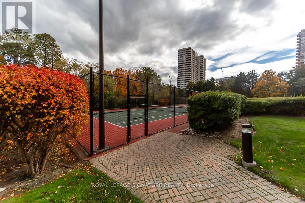 1506 - 7 Concorde Place, Toronto, Ontario  M3C 3N4 - Photo 45 - C12480505