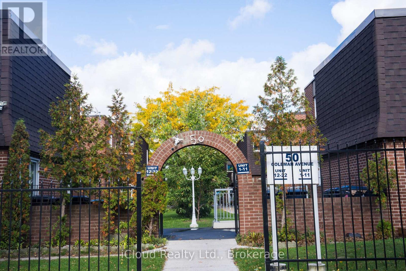 16 - 50 Coleman Avenue, Toronto, Ontario  M4C 1P7 - Photo 2 - E12480800