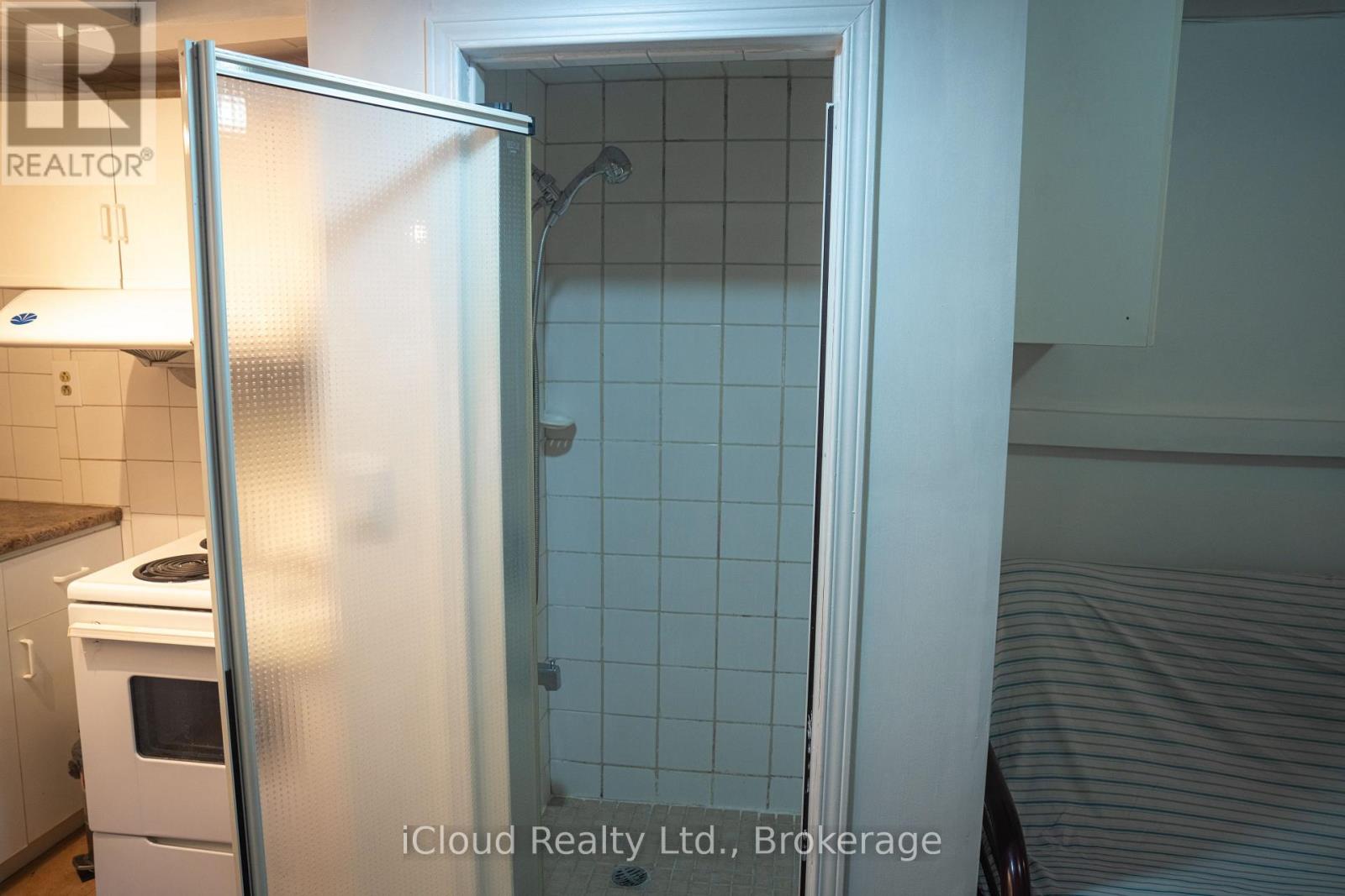 16 - 50 Coleman Avenue, Toronto, Ontario  M4C 1P7 - Photo 34 - E12480800