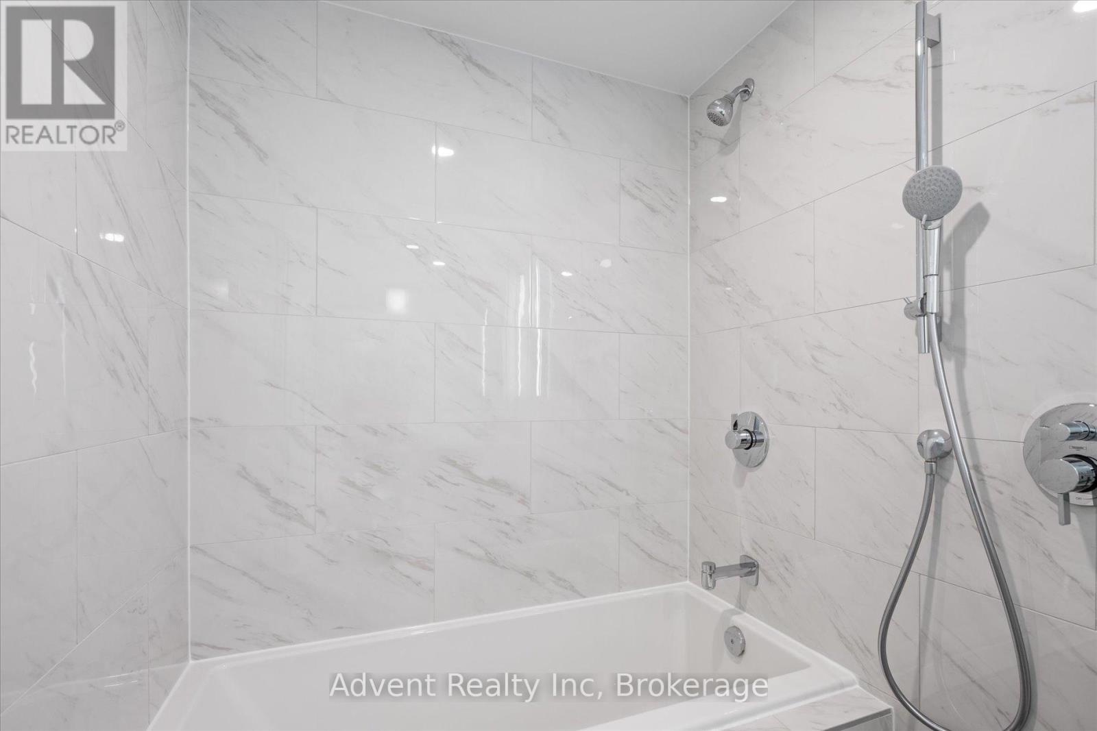 127w - 8 Cedarland Drive, Markham, Ontario  L6G 0H4 - Photo 38 - N12479792