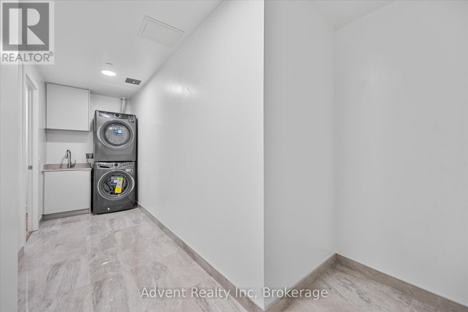 127w - 8 Cedarland Drive, Markham, Ontario  L6G 0H4 - Photo 30 - N12479792