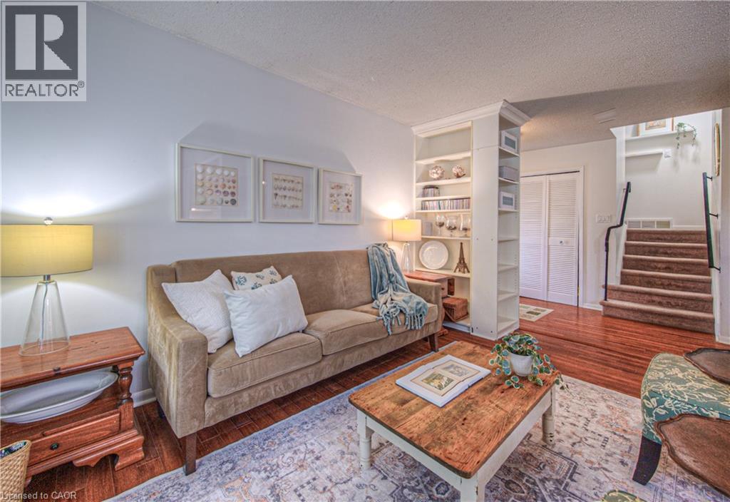 280 Wendover Drive, Hamilton, Ontario  L9C 5X8 - Photo 12 - 40781947
