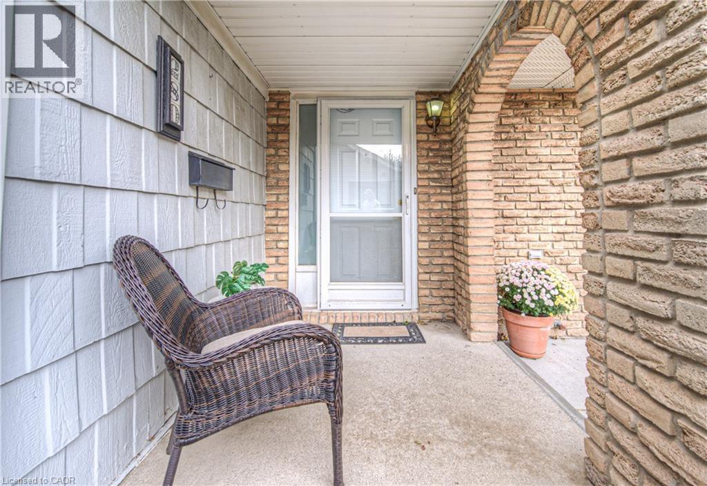 280 Wendover Drive, Hamilton, Ontario  L9C 5X8 - Photo 6 - 40781947