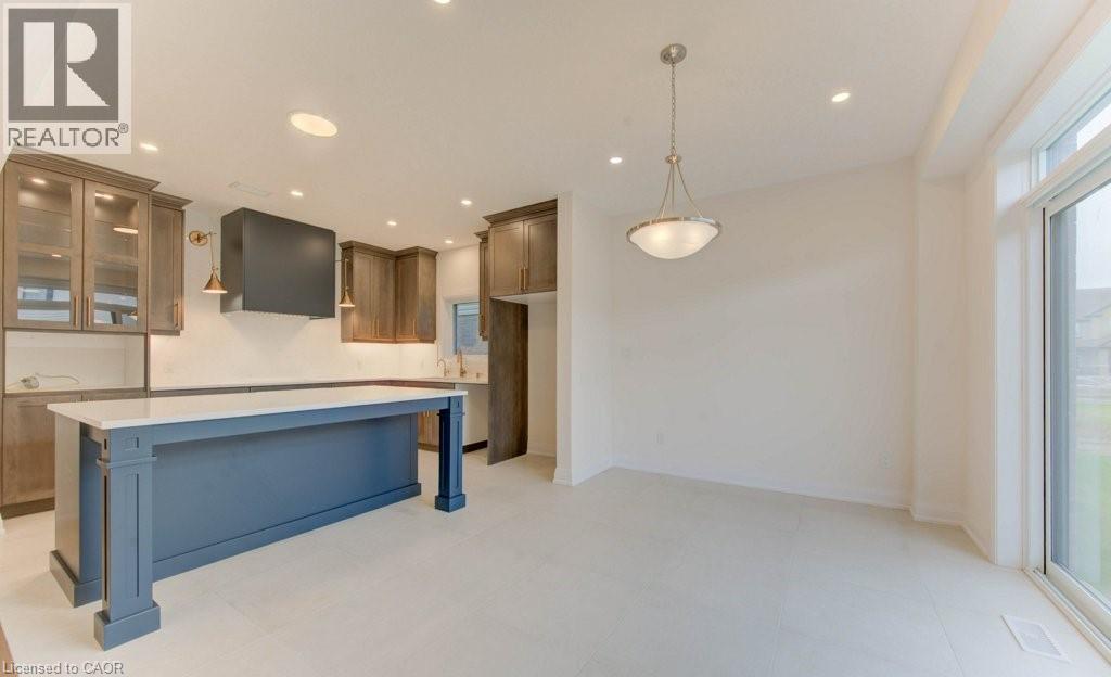 54 Jacob Detweiller Drive, Kitchener, Ontario  N2P 0K7 - Photo 7 - 40781471