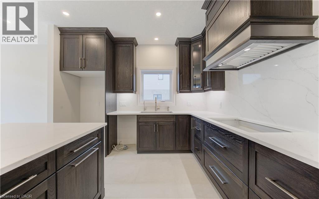 50 Jacob Detweiller Drive, Kitchener, Ontario  N2P 0K7 - Photo 12 - 40781462