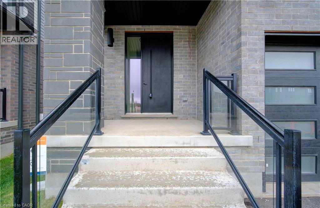 50 Jacob Detweiller Drive, Kitchener, Ontario  N2P 0K7 - Photo 2 - 40781462