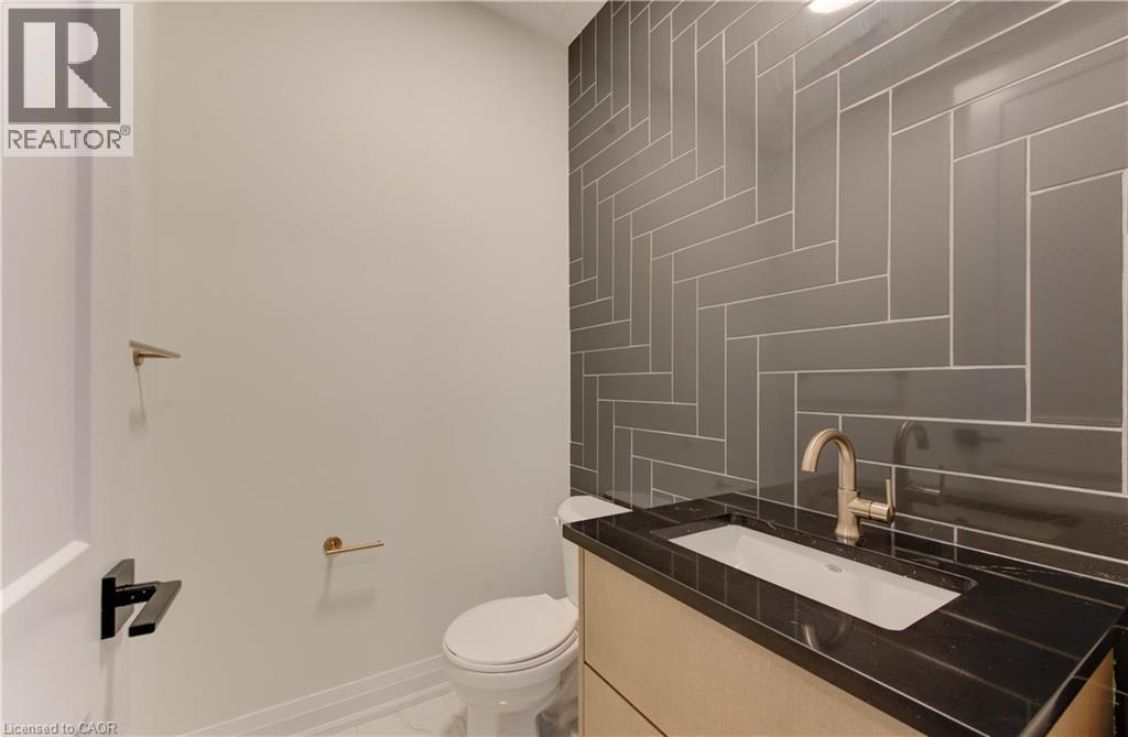 50 Jacob Detweiller Drive, Kitchener, Ontario  N2P 0K7 - Photo 4 - 40781462