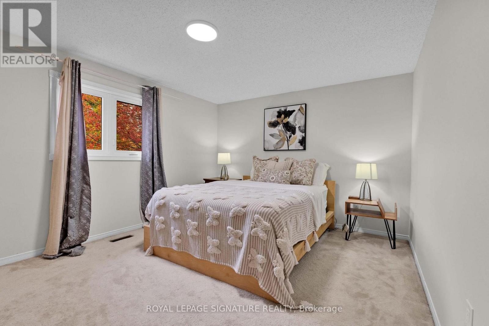 1415 Stonecutter Drive, Oakville, Ontario  L6M 3C3 - Photo 18 - W12480646