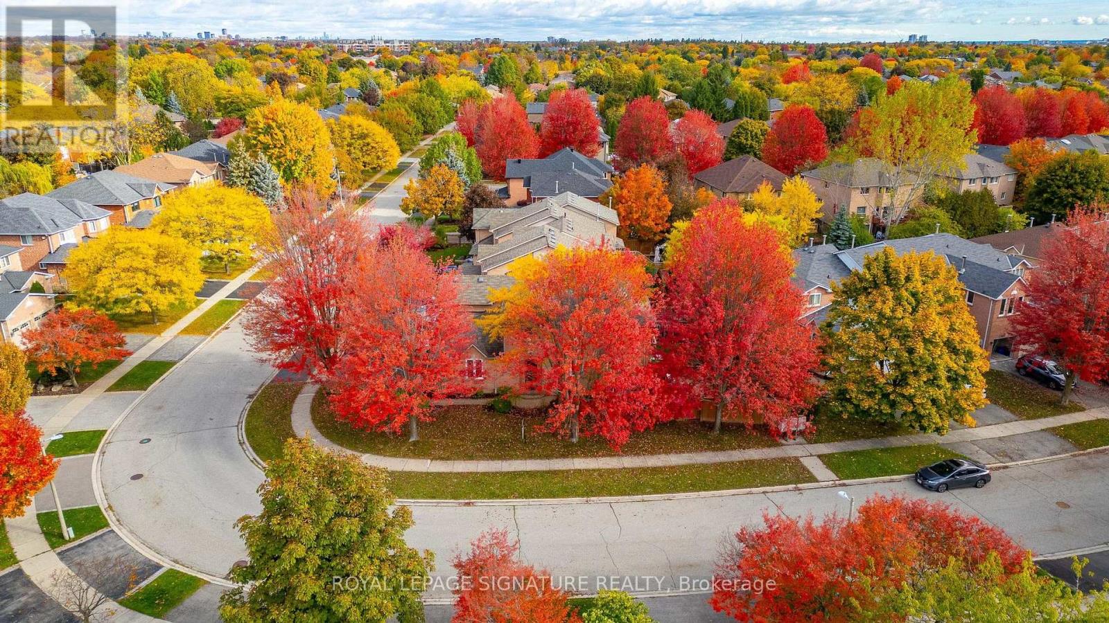 1415 Stonecutter Drive, Oakville, Ontario  L6M 3C3 - Photo 43 - W12480646