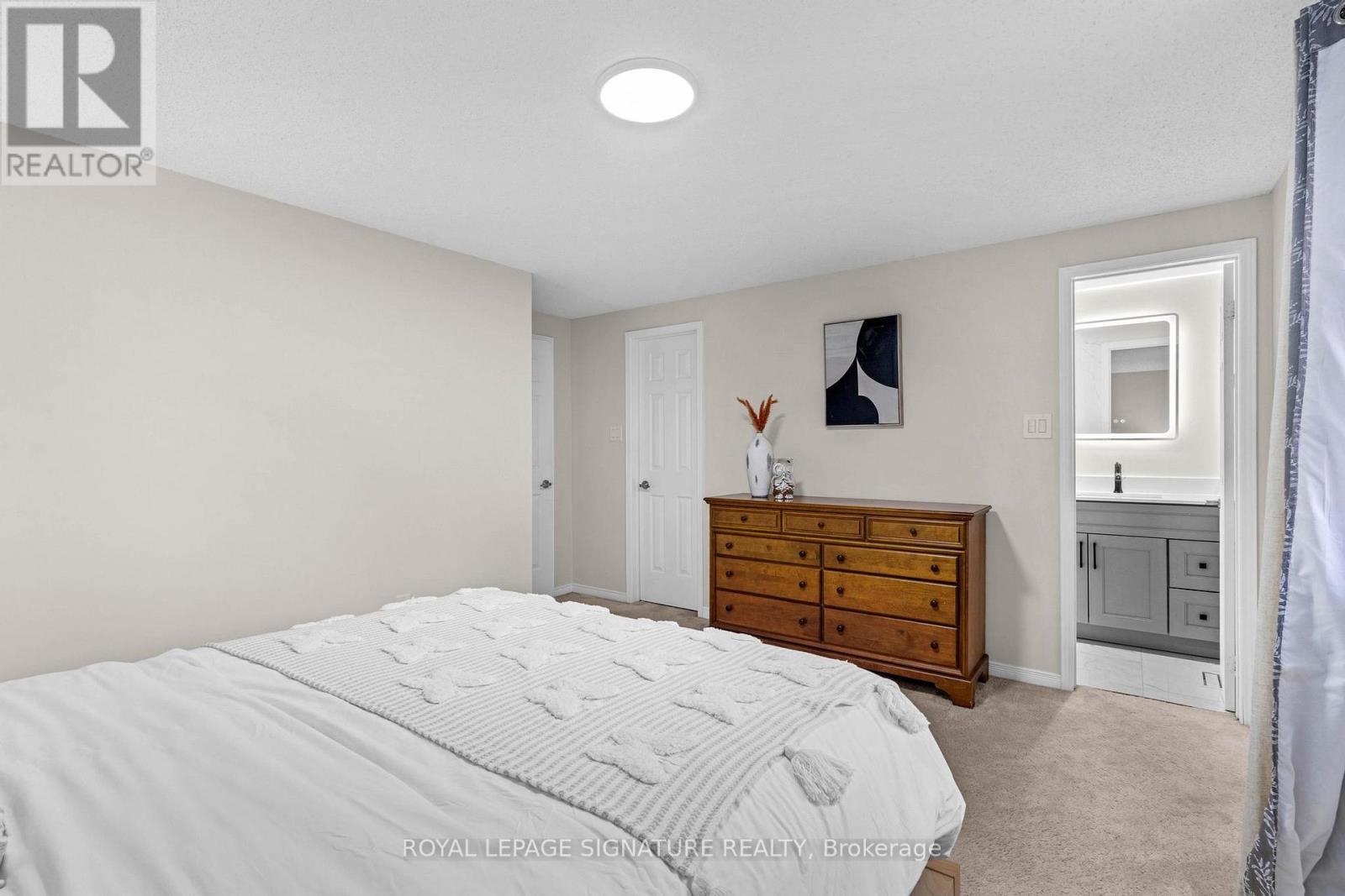 1415 Stonecutter Drive, Oakville, Ontario  L6M 3C3 - Photo 19 - W12480646