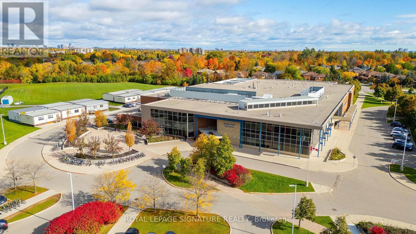 1415 Stonecutter Drive, Oakville, Ontario  L6M 3C3 - Photo 49 - W12480646