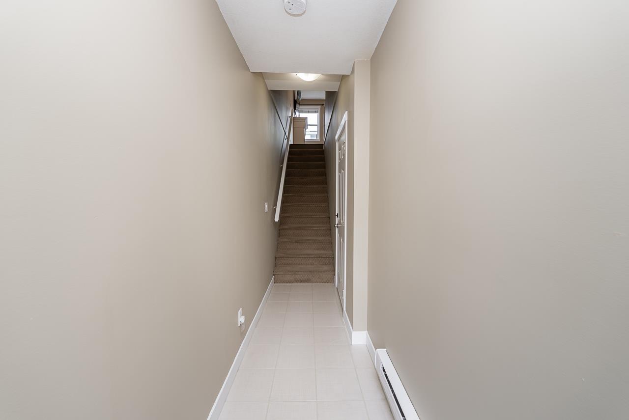 64 8676 158 Street, Surrey, British Columbia  V4N 5W3 - Photo 5 - R3043318