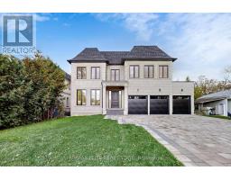 160 LAWRENCE AVENUE, Richmond Hill, Ontario