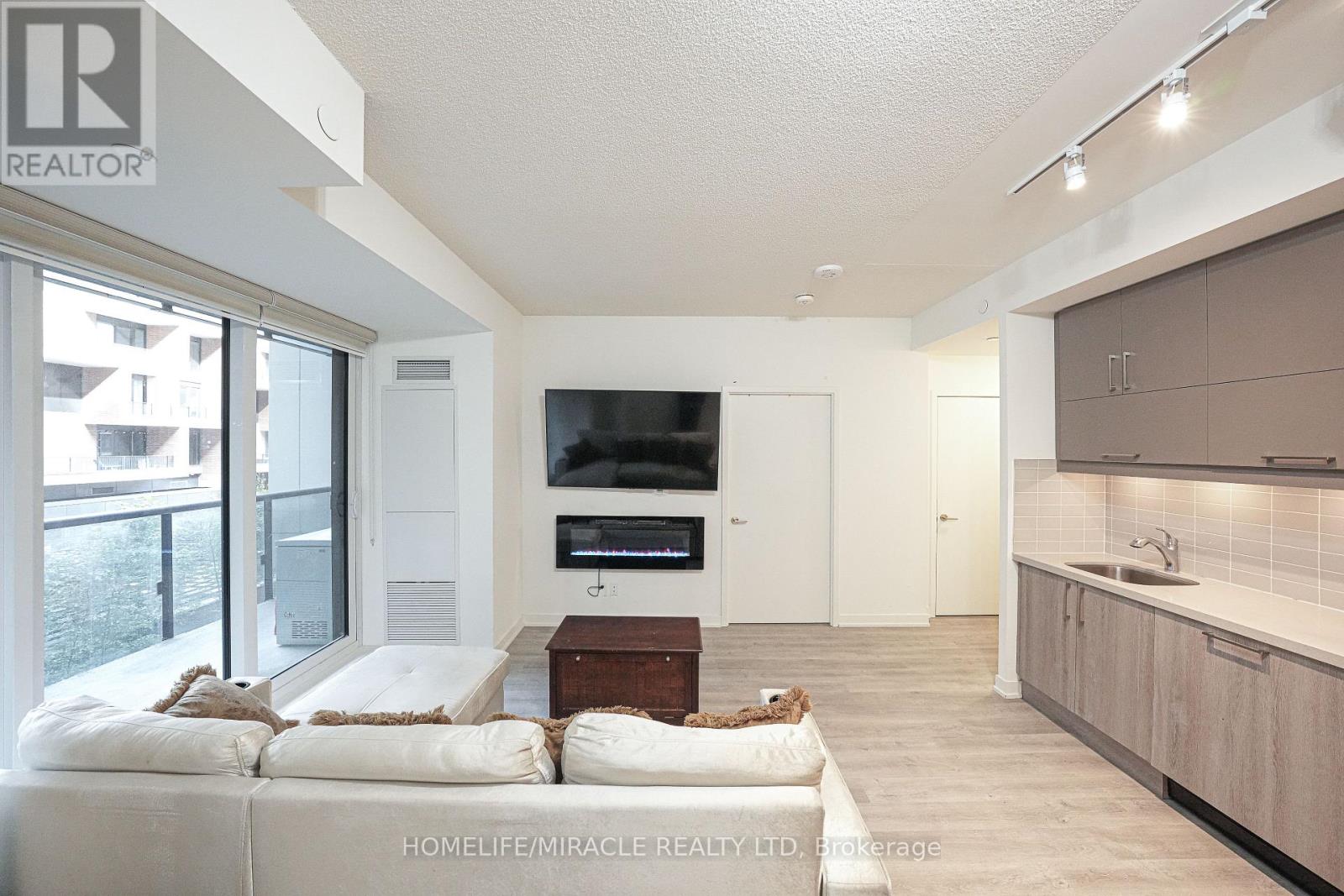 705 - 8119 Birchmount Road, Markham, Ontario  L6G 0H5 - Photo 10 - N12480714