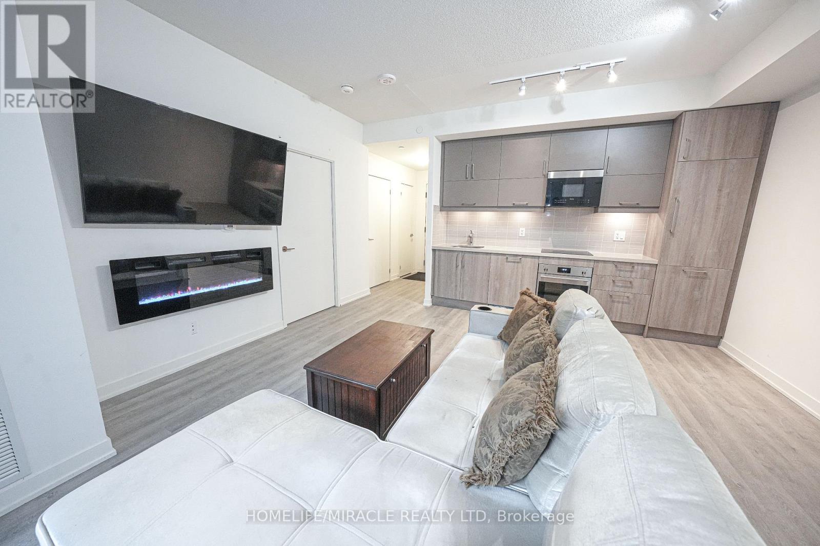 705 - 8119 Birchmount Road, Markham, Ontario  L6G 0H5 - Photo 11 - N12480714