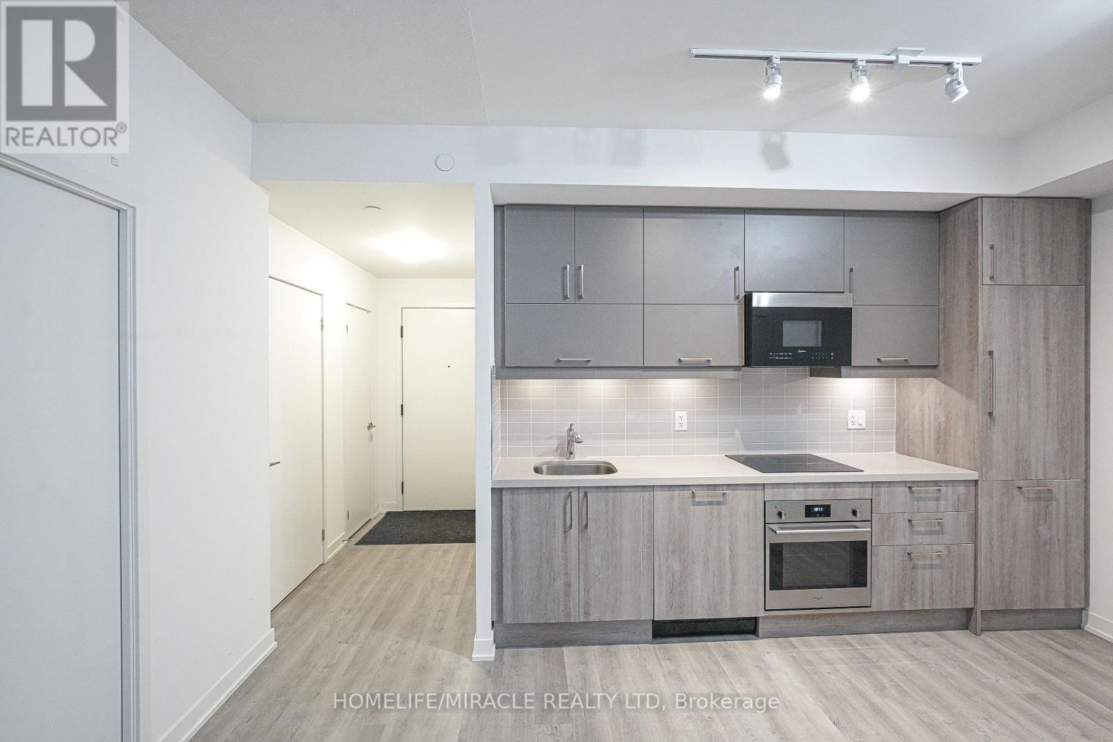 705 - 8119 Birchmount Road, Markham, Ontario  L6G 0H5 - Photo 13 - N12480714