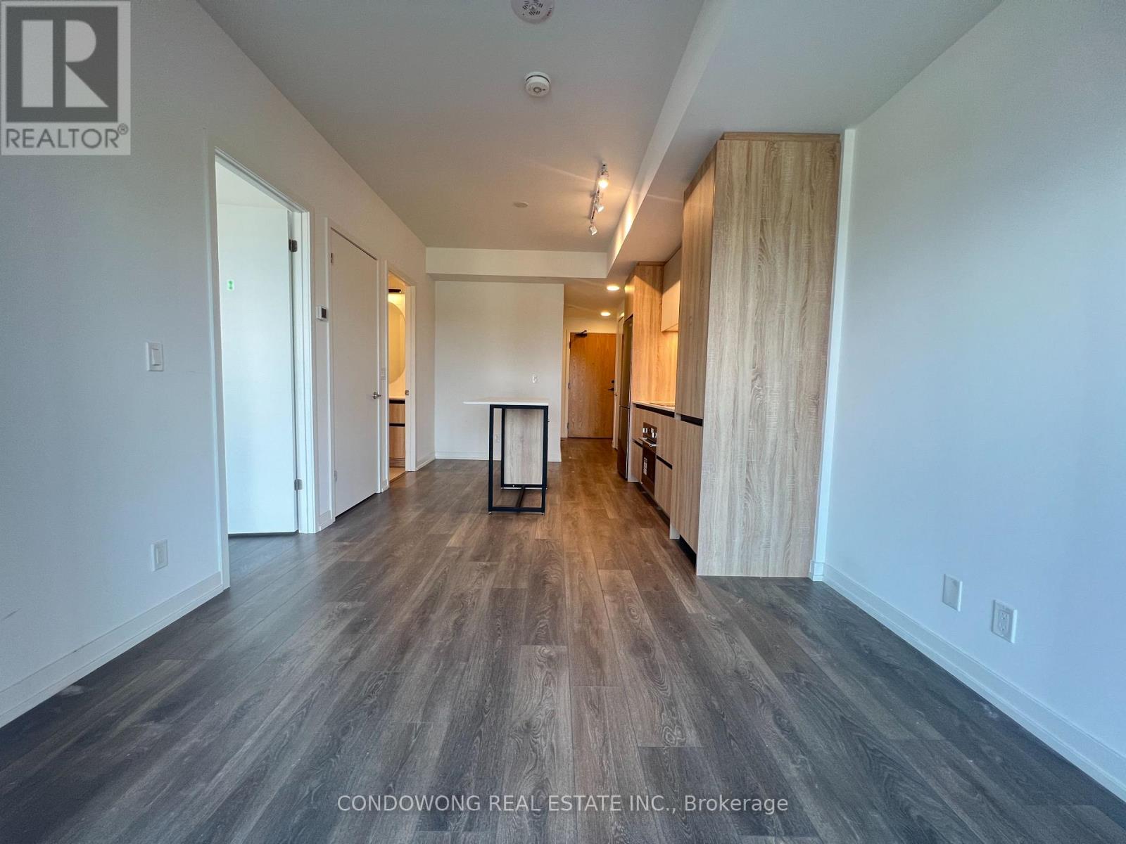 1202 - 8 Beverley Glen Boulevard, Vaughan, Ontario  L4J 0L5 - Photo 10 - N12480762