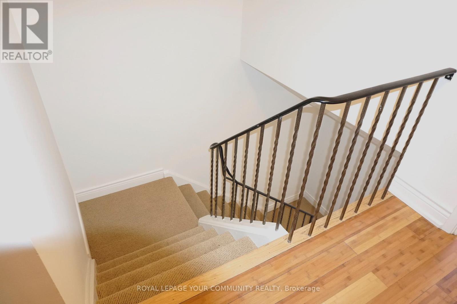 39 Knightsbridge Way, Markham, Ontario  L3P 3W6 - Photo 8 - N12480765