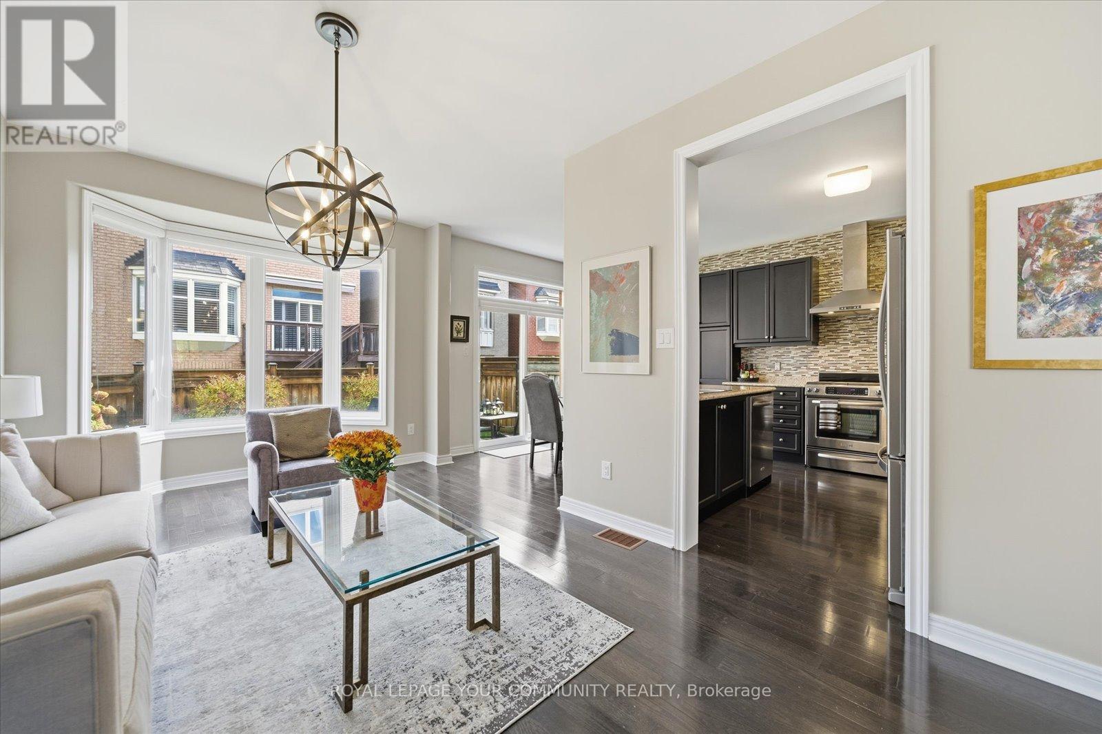 76 Mary Ellen Baker Crescent, Vaughan, Ontario  L4J 0G4 - Photo 5 - N12480772