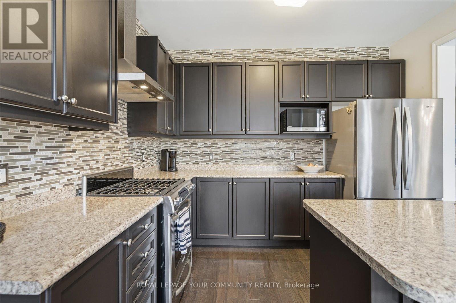 76 Mary Ellen Baker Crescent, Vaughan, Ontario  L4J 0G4 - Photo 6 - N12480772
