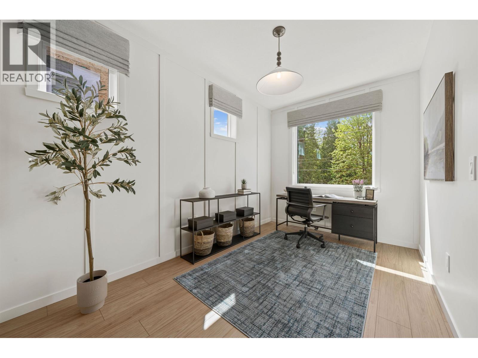 11052 Lockwood Street, Maple Ridge, British Columbia  V2W 1Z6 - Photo 2 - R3025613