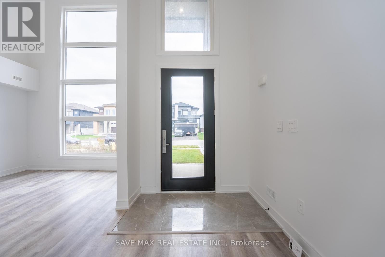 3775 Sunbank Crescent, Severn (West Shore), Ontario  L3V 6H3 - Photo 10 - S12480791
