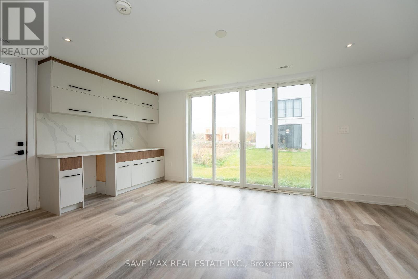 3775 Sunbank Crescent, Severn (West Shore), Ontario  L3V 6H3 - Photo 18 - S12480791