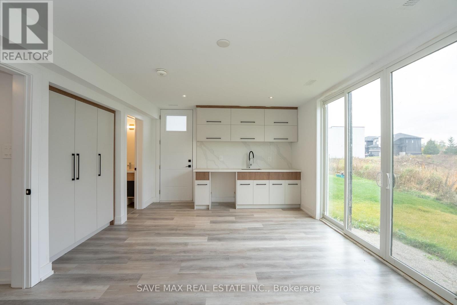 3775 Sunbank Crescent, Severn (West Shore), Ontario  L3V 6H3 - Photo 19 - S12480791