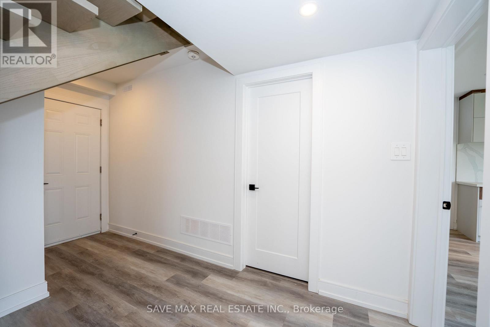 3775 Sunbank Crescent, Severn (West Shore), Ontario  L3V 6H3 - Photo 23 - S12480791