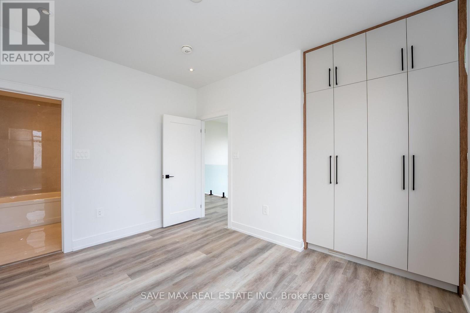 3775 Sunbank Crescent, Severn (West Shore), Ontario  L3V 6H3 - Photo 35 - S12480791