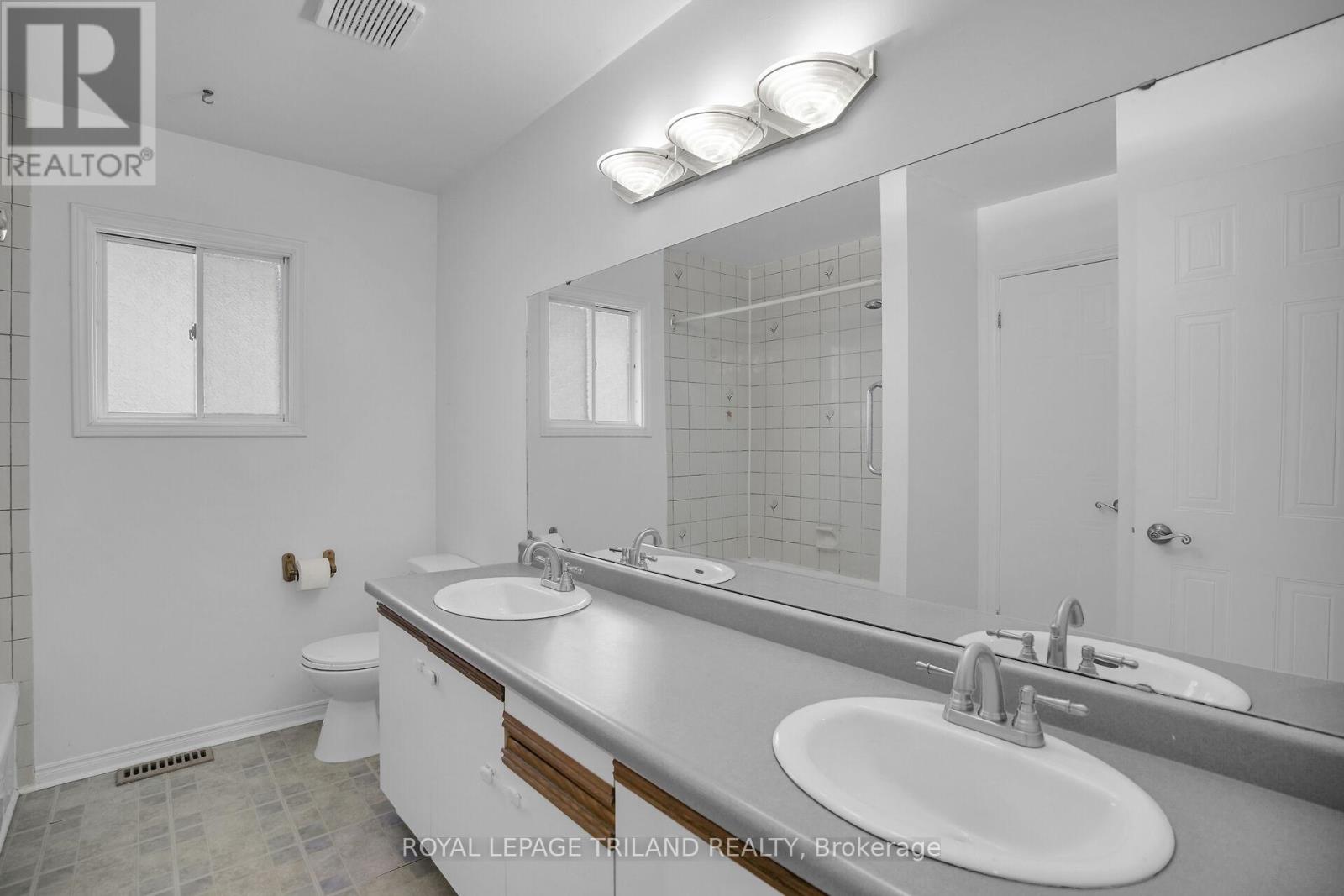 1034 Sherbourne Road, London North, Ontario  N6G 4C8 - Photo 16 - X12480835
