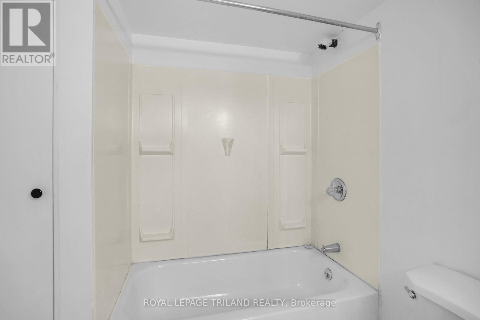 1034 Sherbourne Road, London North, Ontario  N6G 4C8 - Photo 27 - X12480835