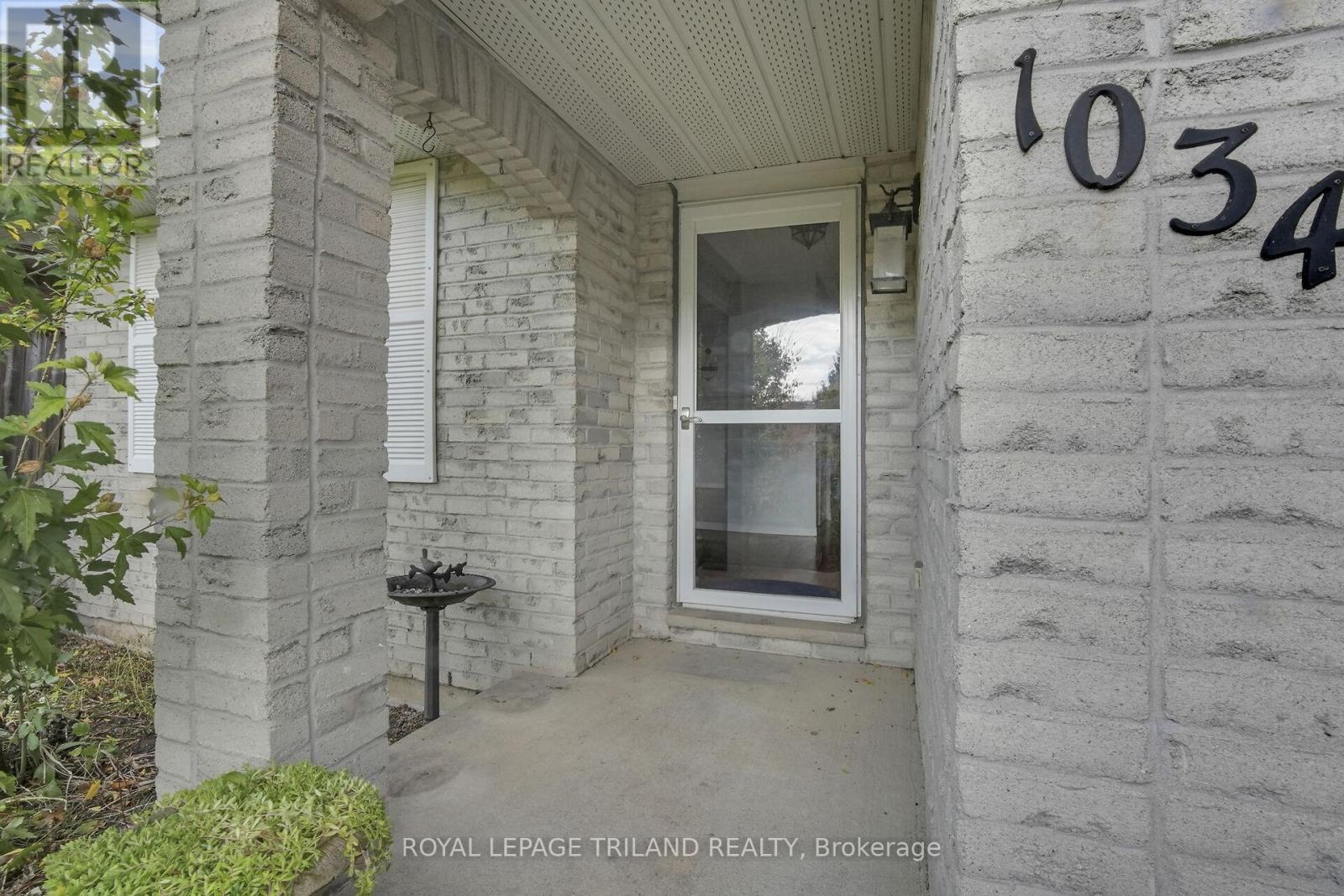 1034 Sherbourne Road, London North, Ontario  N6G 4C8 - Photo 3 - X12480835