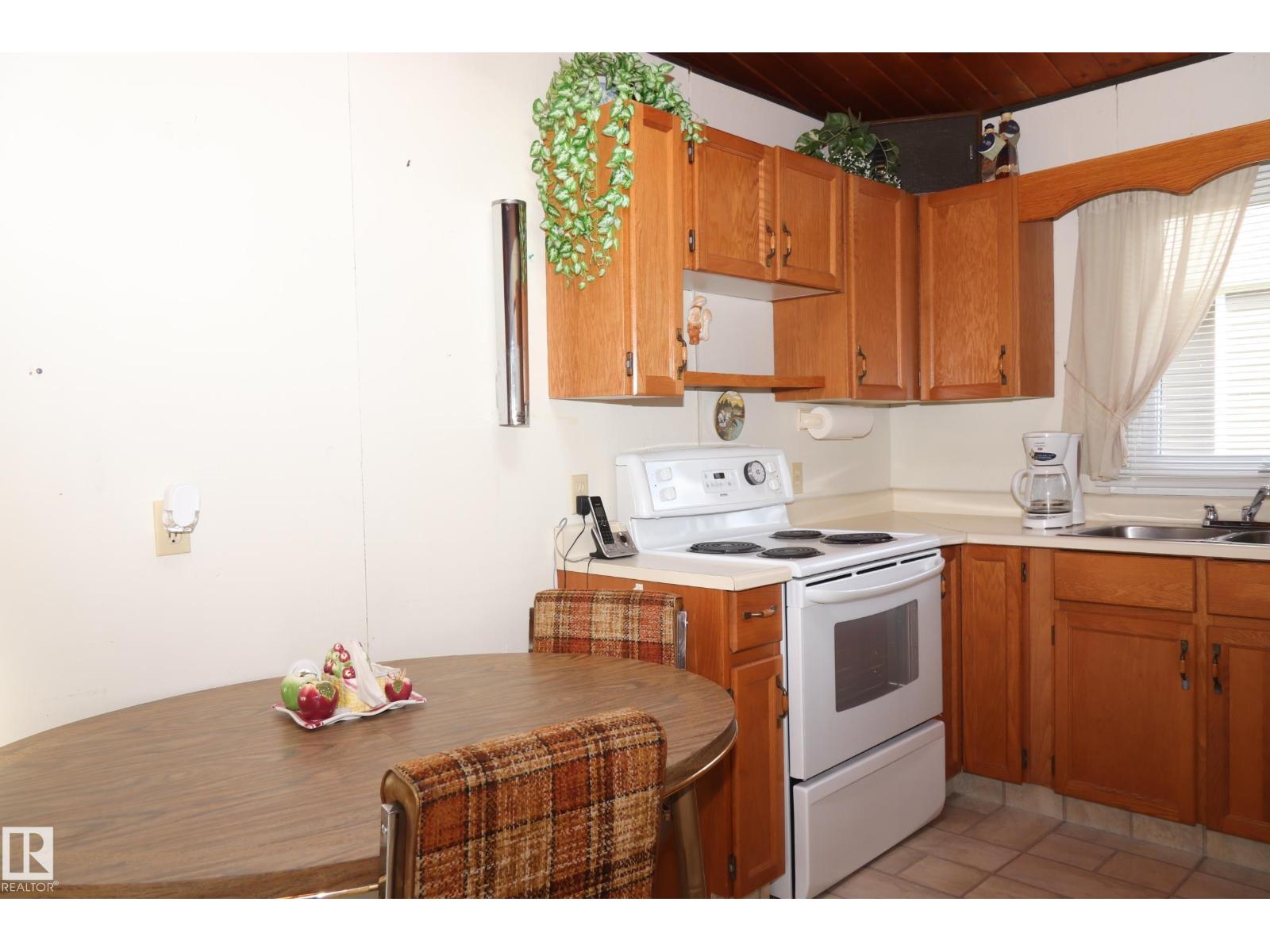 603 Long Lake Dr., Long Lake, Alberta  T6A 0M0 - Photo 10 - E4463380