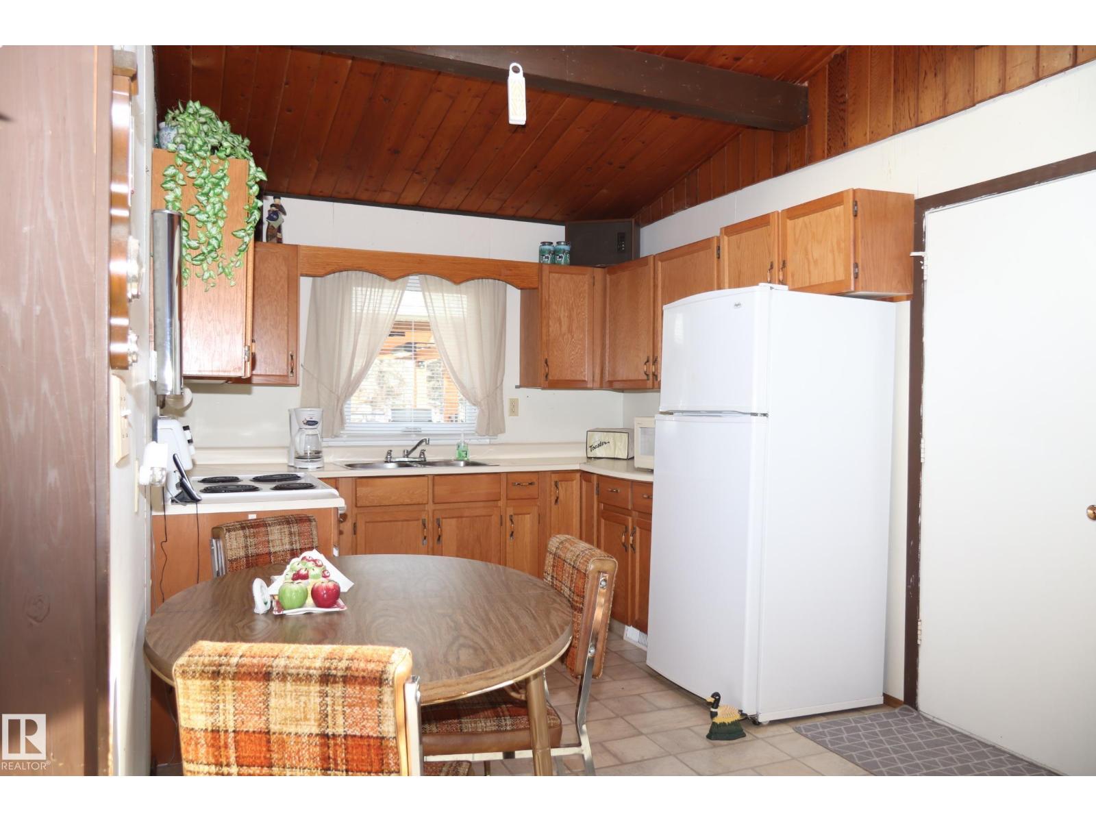 603 Long Lake Dr., Long Lake, Alberta  T6A 0M0 - Photo 11 - E4463380