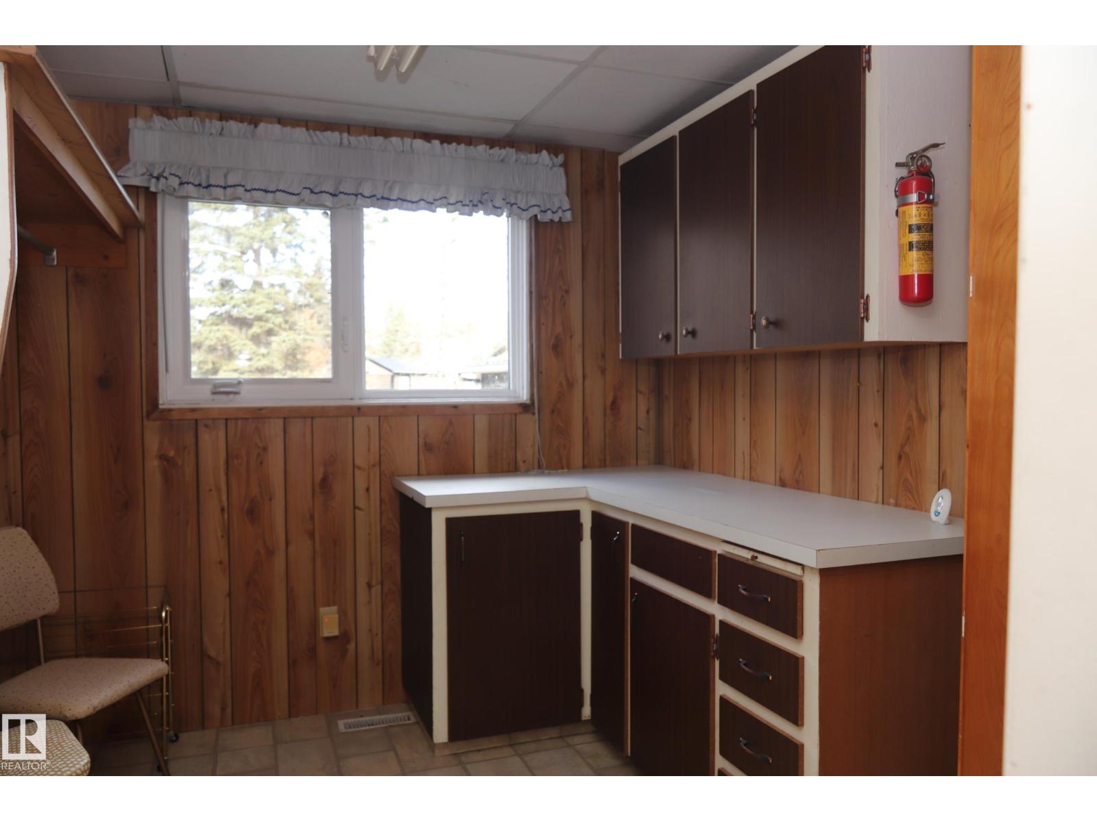 603 Long Lake Dr., Long Lake, Alberta  T6A 0M0 - Photo 17 - E4463380