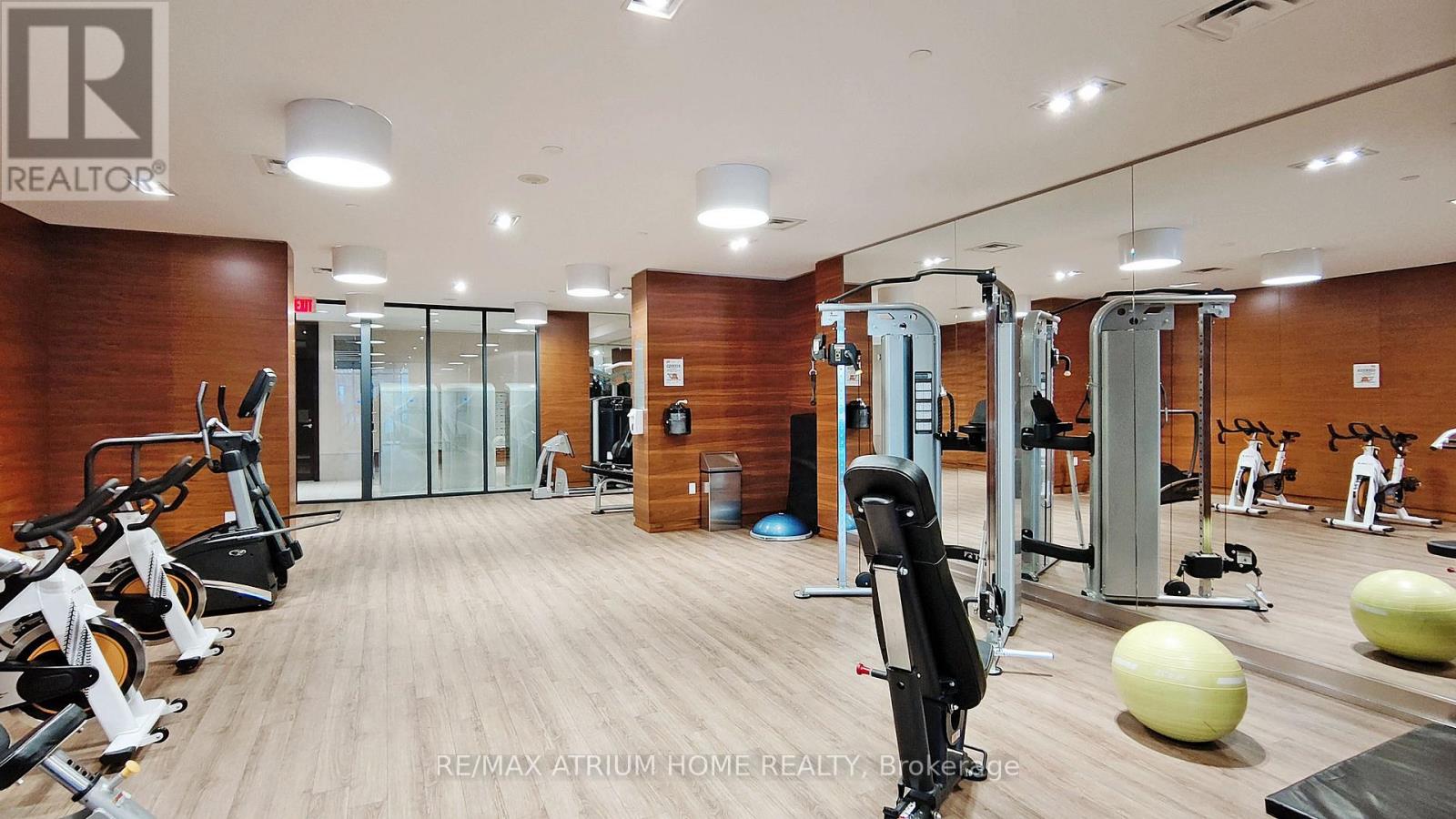 1803 - 5 Valhalla Inn Road, Toronto, Ontario  M9B 0B1 - Photo 15 - W12480693