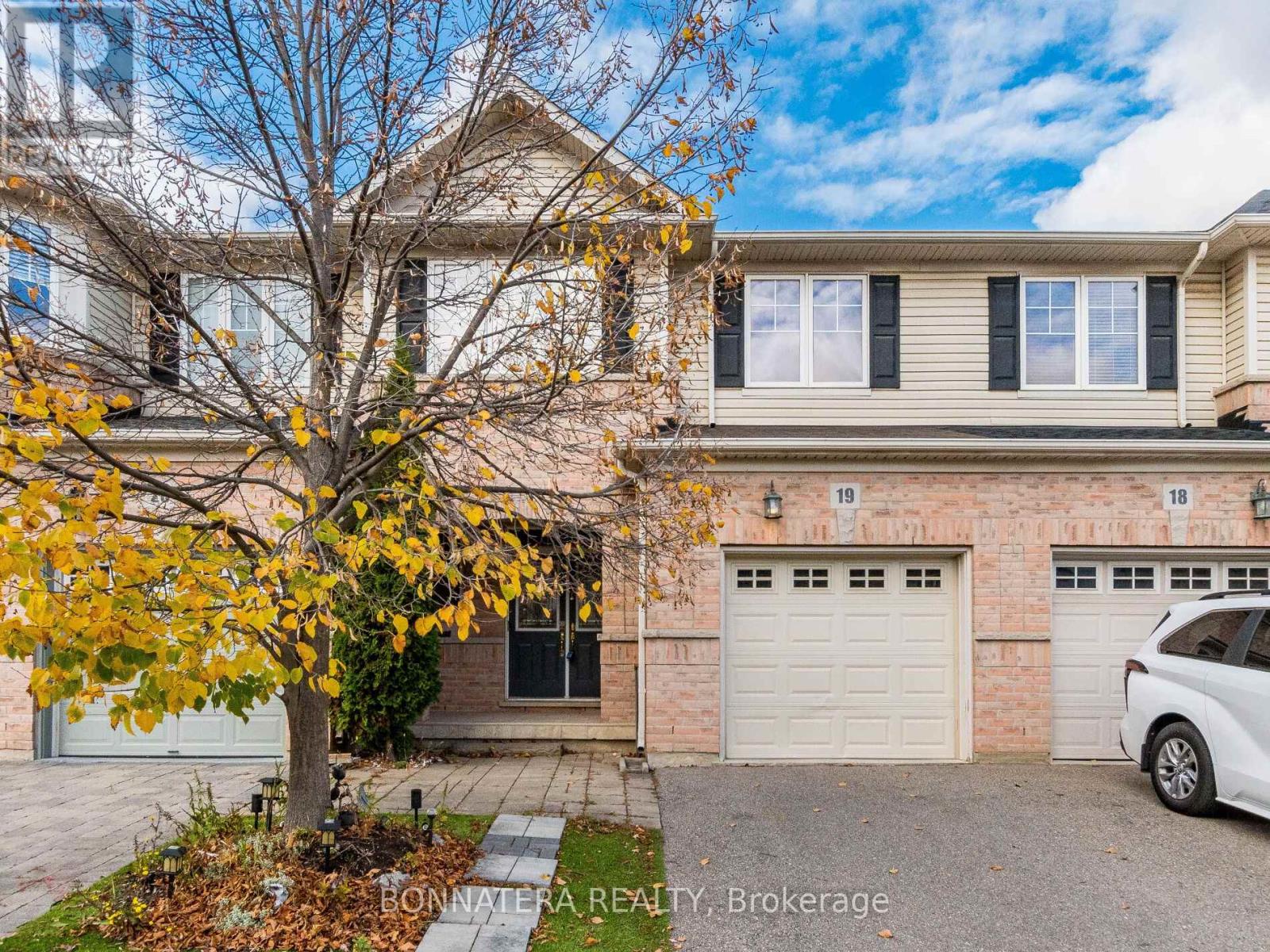 19 - 3275 STALYBRIDGE DRIVE, Oakville, Ontario