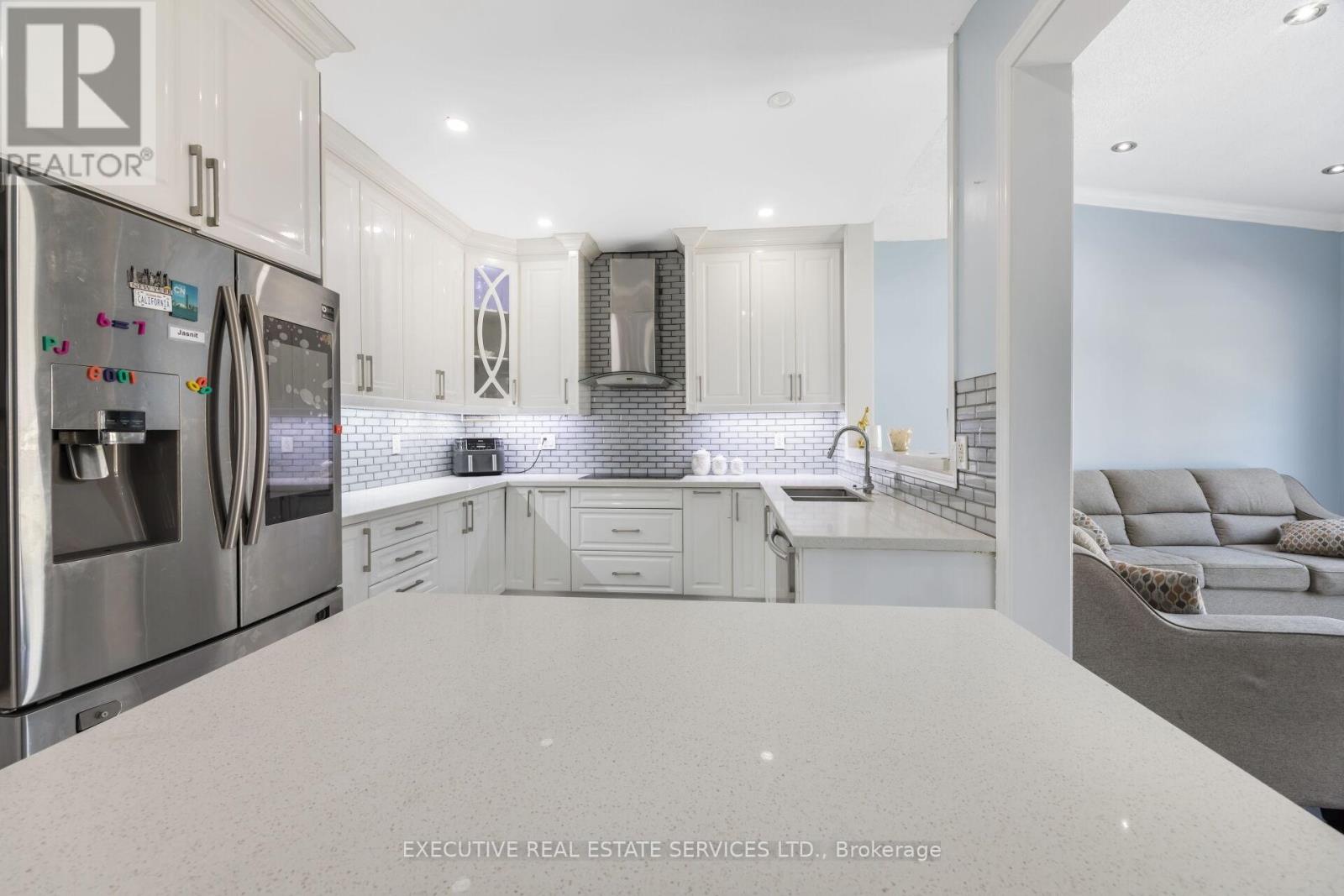 43 Susan Avenue, Brampton, Ontario  L6Y 5N5 - Photo 18 - W12480699