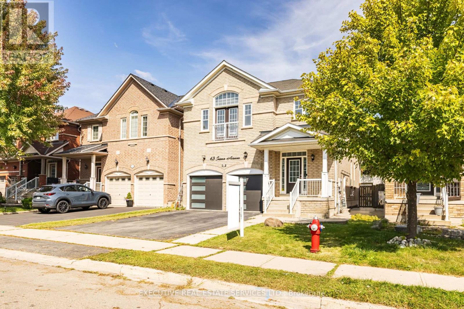 43 Susan Avenue, Brampton, Ontario  L6Y 5N5 - Photo 4 - W12480699