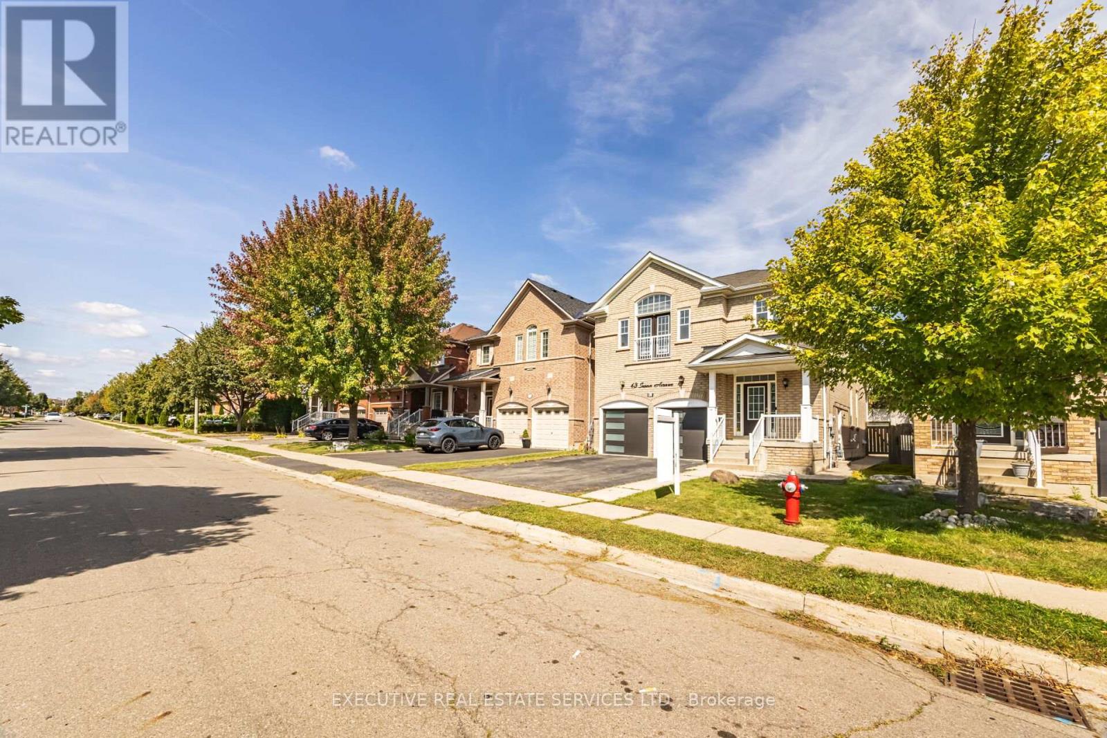 43 Susan Avenue, Brampton, Ontario  L6Y 5N5 - Photo 5 - W12480699