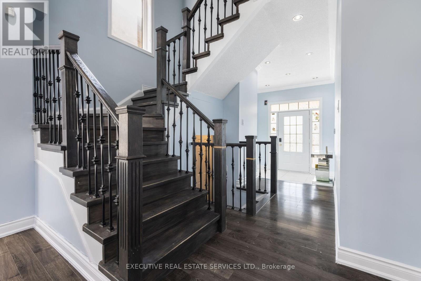 43 Susan Avenue, Brampton, Ontario  L6Y 5N5 - Photo 8 - W12480699