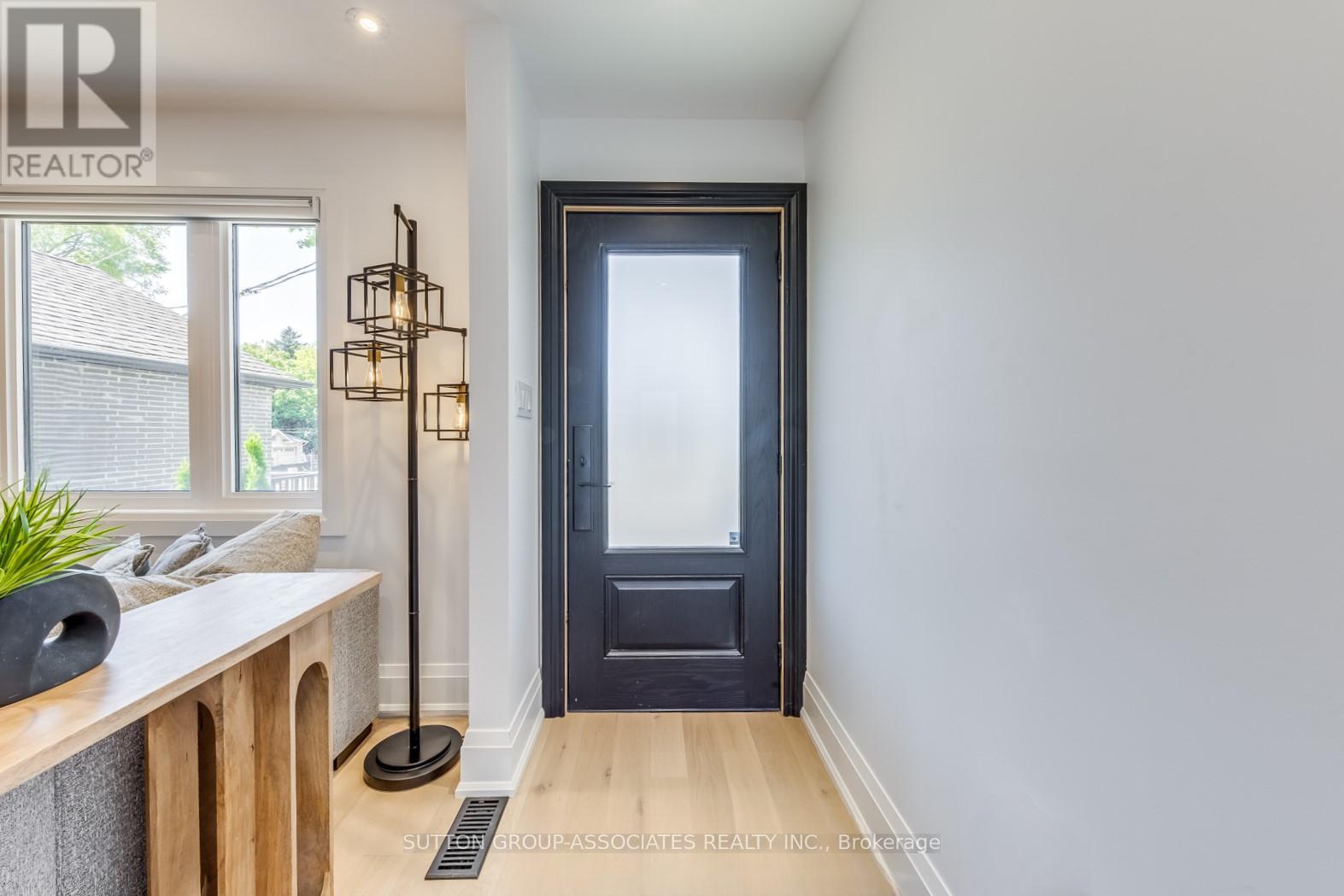 359 Harvie Avenue, Toronto, Ontario  M6E 4L6 - Photo 2 - W12480707